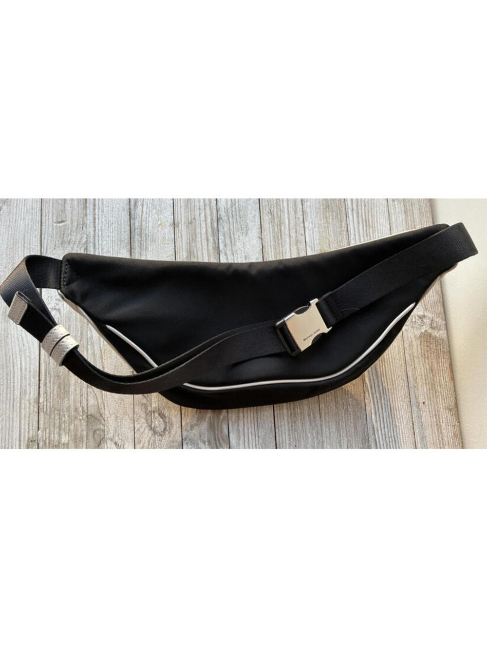 Michael Kors Black White Logo Belt Bag Fanny Pack Nylon Waist Crossbody Zip Adju - Picture 3 of 7